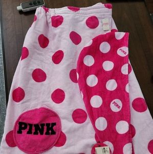 New vs pink bath towel and hair towel